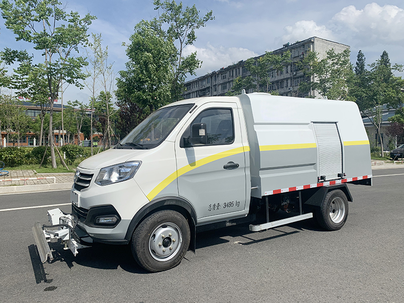 純電動(dòng)路面清洗車(chē)